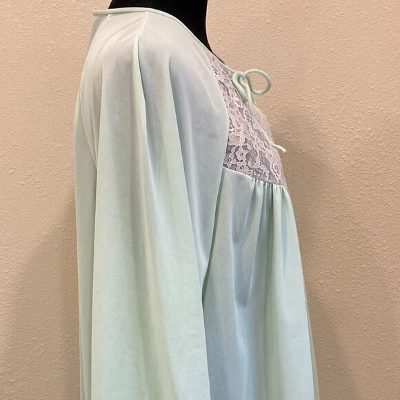 Vintage 1960s Women's Extra Large Pajama Set Lace Panel Raglan Sleeves Button Up - Picture 5 of 14